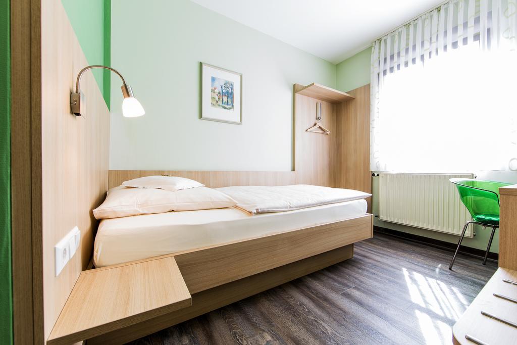 Hotel Zur Post Χαϊλμπρόν Εξωτερικό φωτογραφία