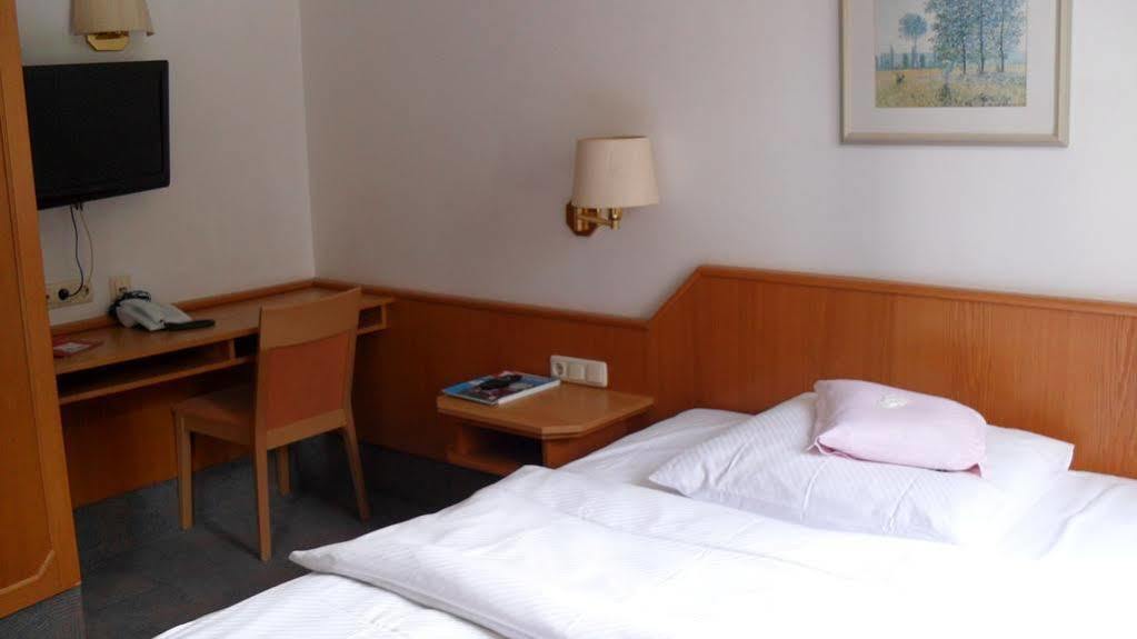 Hotel Zur Post Χαϊλμπρόν Εξωτερικό φωτογραφία